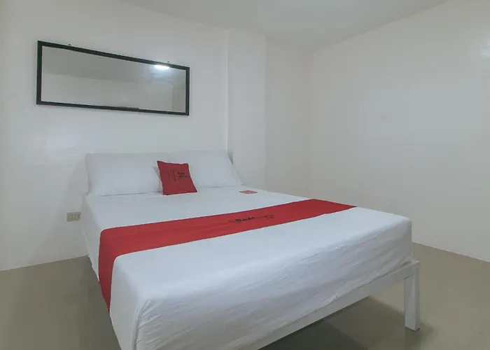 Reddoorz At Fccg Goldmoon Boutique Hotel *
