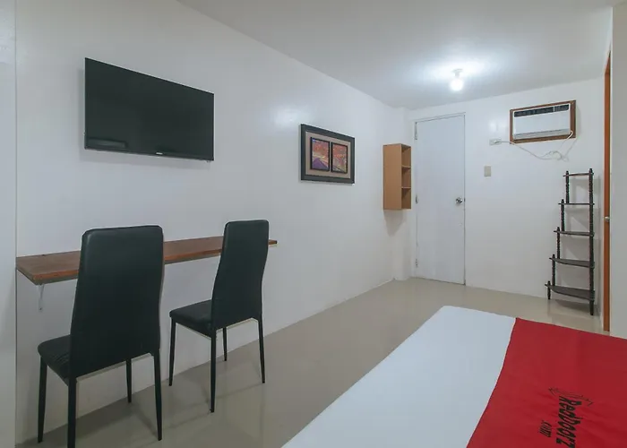 Reddoorz At Fccg Goldmoon Boutique Hotel